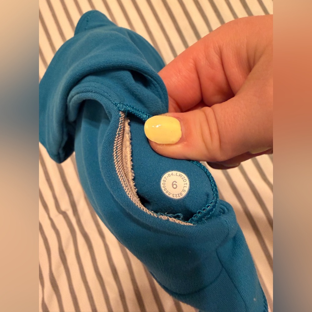Lululemon Bra - Picture 5 of 5